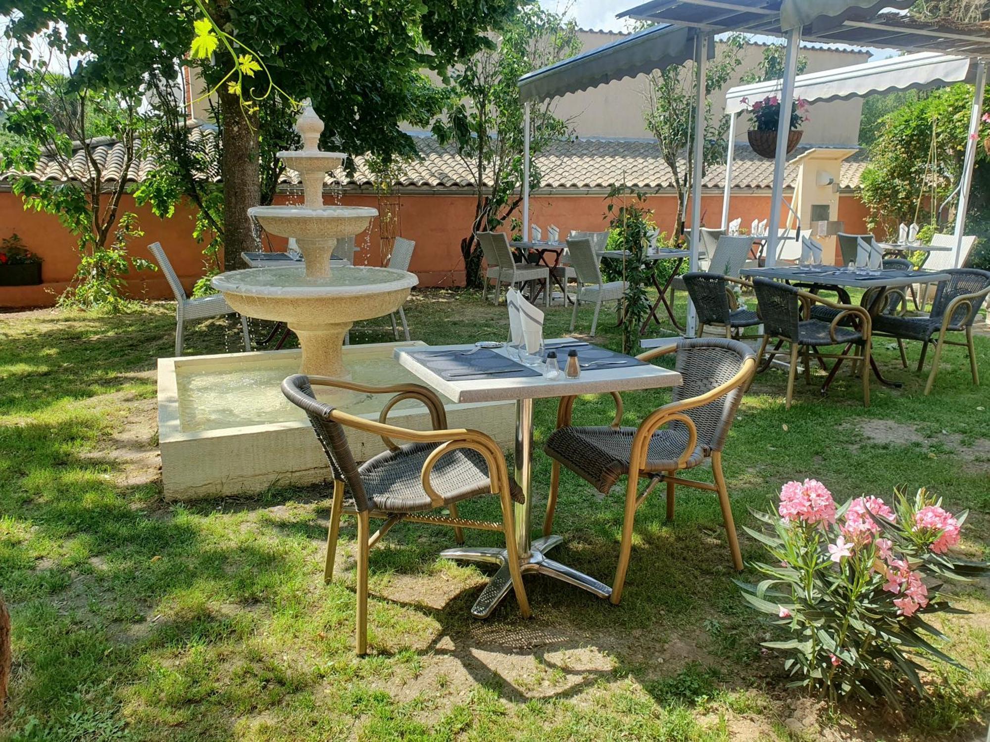 Auberge Des Lacs Bleus Clérac 외부 사진