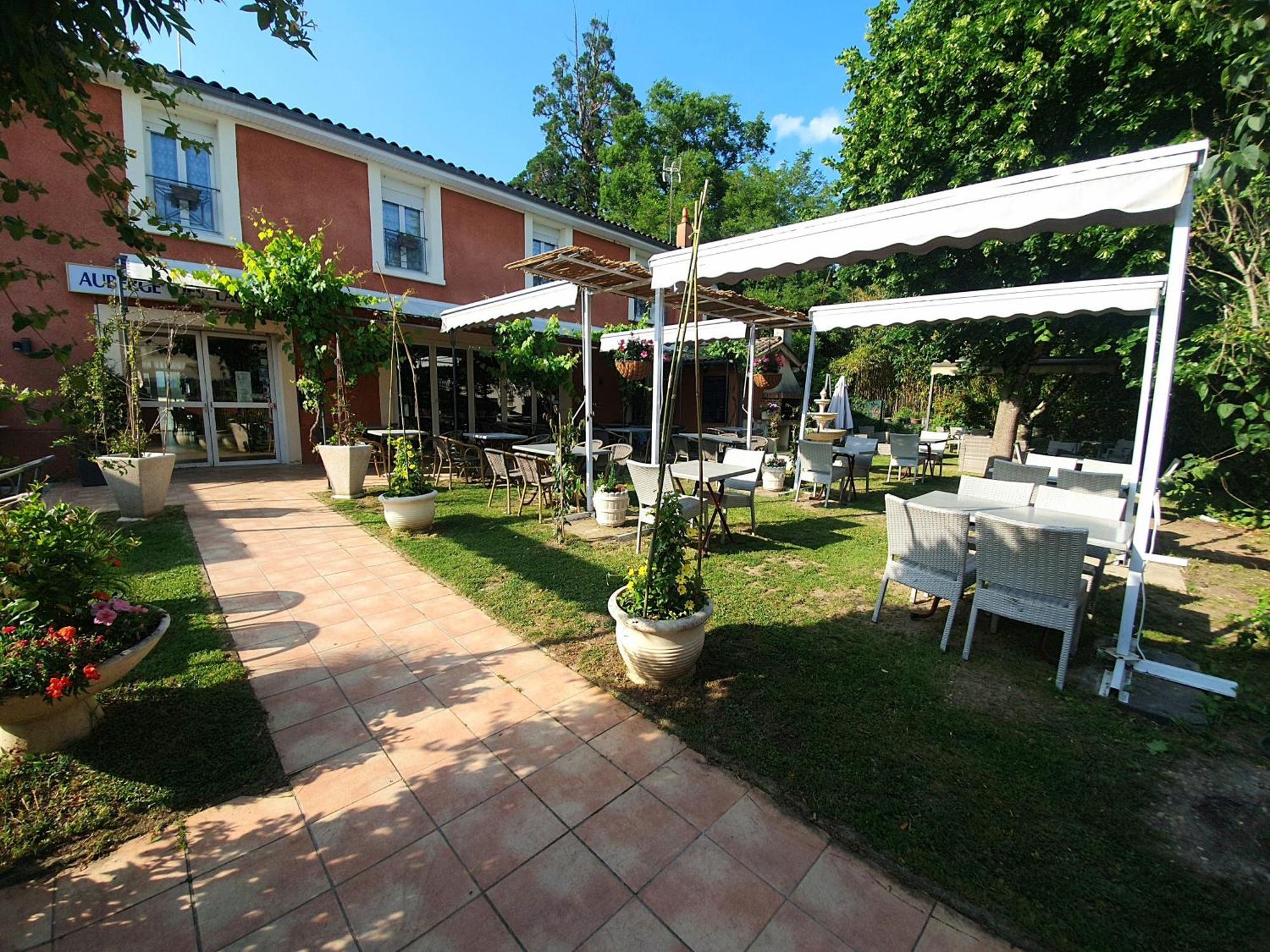 Auberge Des Lacs Bleus Clérac 외부 사진