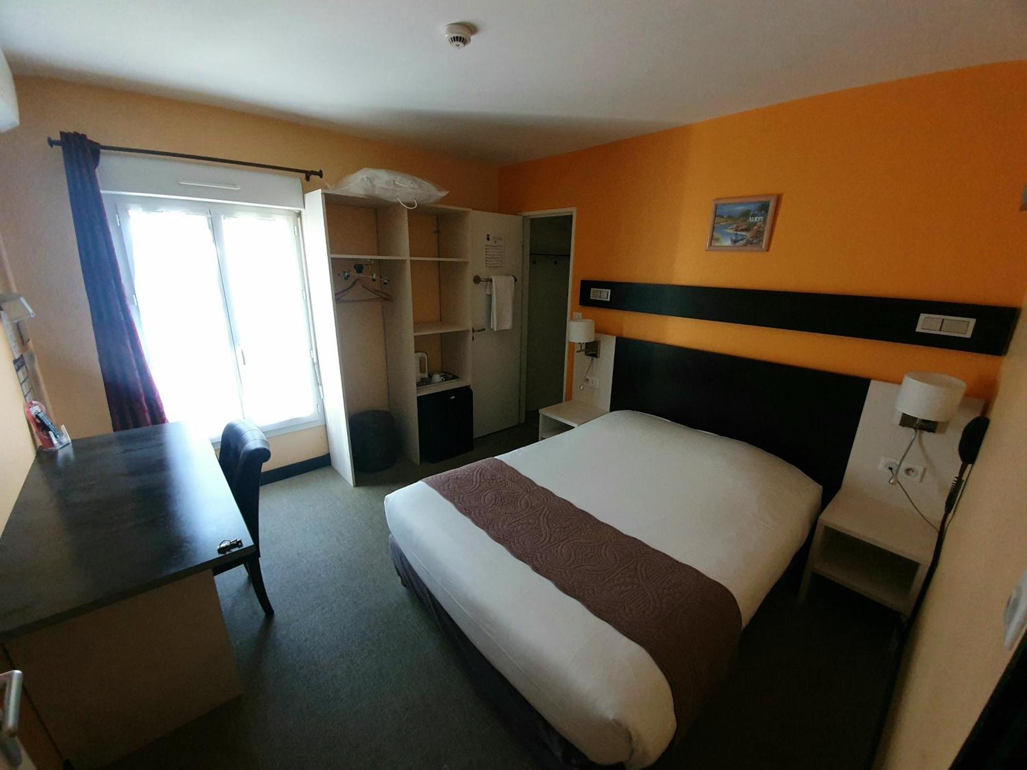 Auberge Des Lacs Bleus Clérac 객실 사진